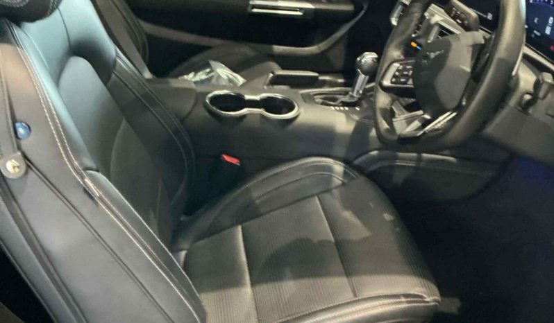 
								2024 Ford Mustang full									