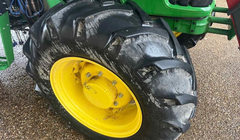 
								John Deere 5083E full									