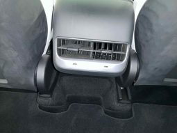 
										2023 TESLA Model Y full									