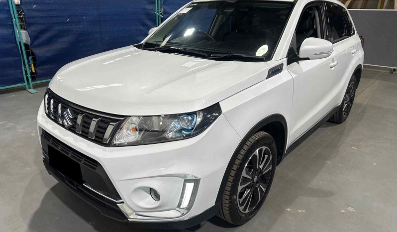 
								2024 Suzuki Vitara full									