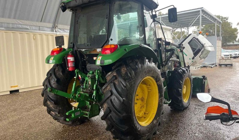 
								John Deere 5083E full									
