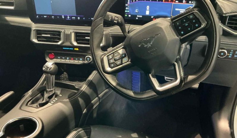 
								2024 Ford Mustang full									
