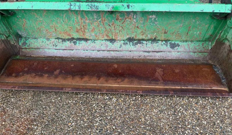 
								John Deere 5083E full									