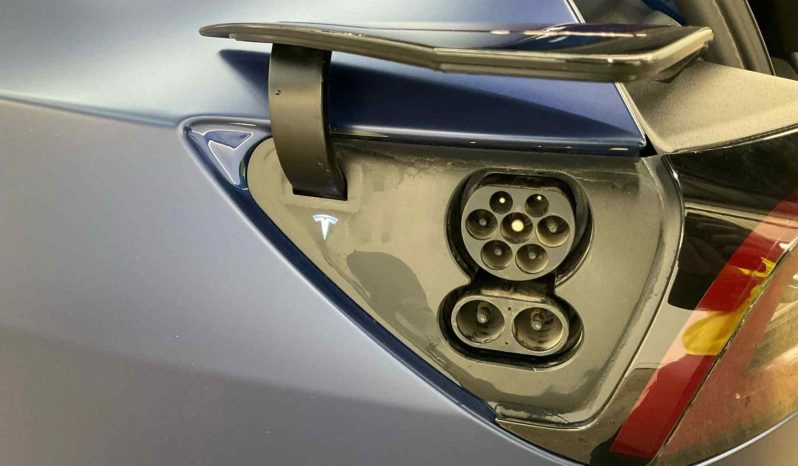 
								2023 TESLA Model Y full									