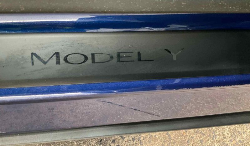 
								2023 TESLA Model Y full									