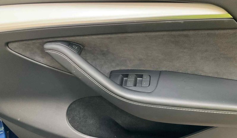 
								2023 TESLA Model Y full									