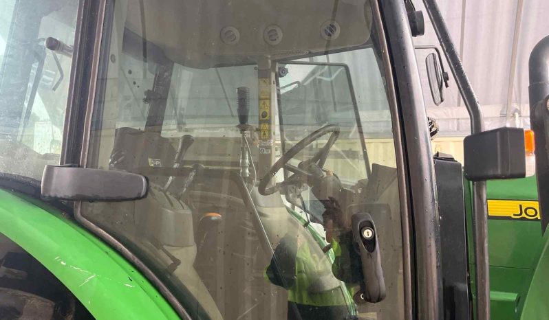 
								John Deere 5083E full									