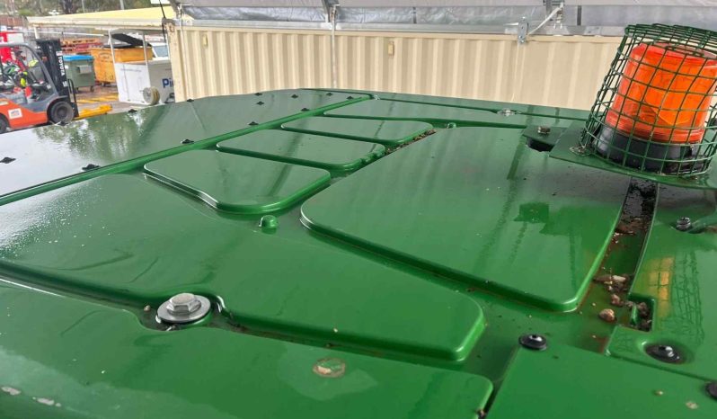 
								John Deere 5083E full									