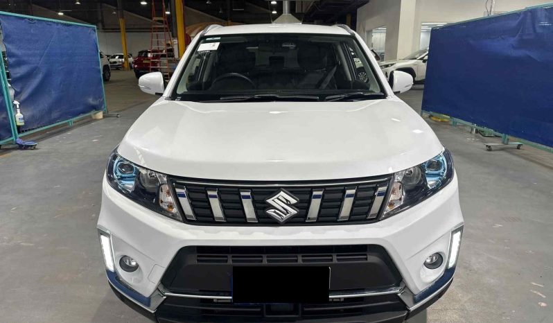 
								2024 Suzuki Vitara full									