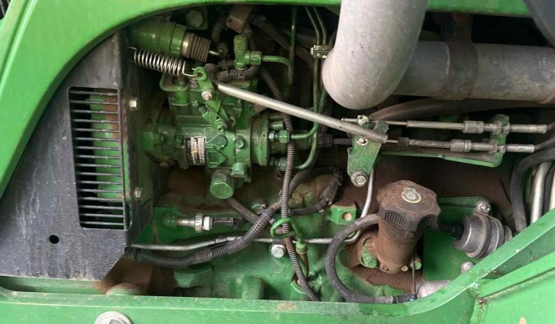 
								John Deere 5083E full									