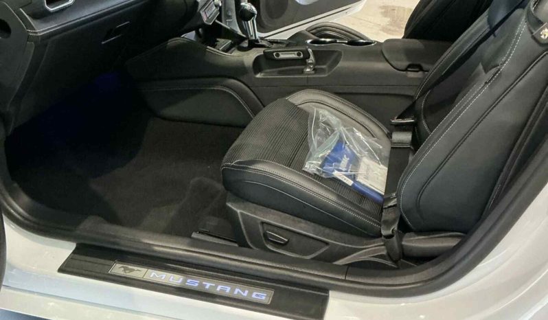 
								2024 Ford Mustang full									